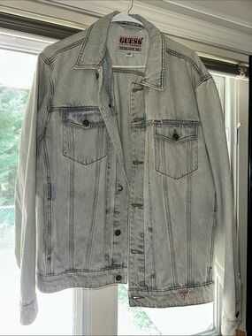Guess Light Wash Denim Jacket in Faded Blue